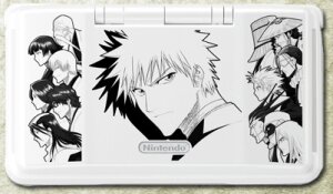 NDS Pure White con tema de Bleach